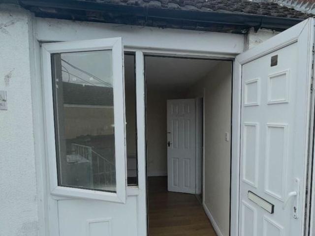 High Street, Lye, Stourbridge DY9, 1 bed flat to rent, £650 pcm | PrimeLocation