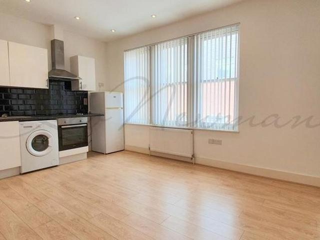 High Street, Maidenhead, SL6
