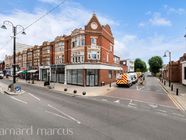 High Street, NEW MALDEN 1 bed flat to rent £1,850 pcm £427 pw