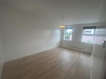 High Street, NEW MALDEN 2 bed flat to rent £1,850 pcm £427 pw