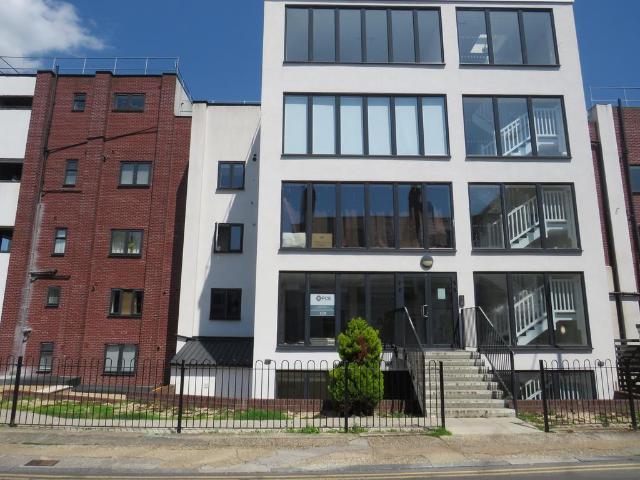 High Street, Newmarket 2 bed apartment to rent £1,265 pcm £292 pw