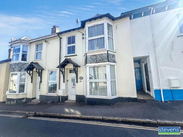 High Street, North Tawton, Devon, EX20 3 bed terraced house to rent £900 pcm £208 pw