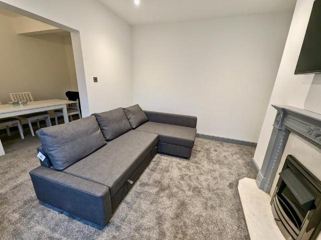 High Street North, Langley Moor DH7 3 bed house to rent £2,145 pcm £495 pw