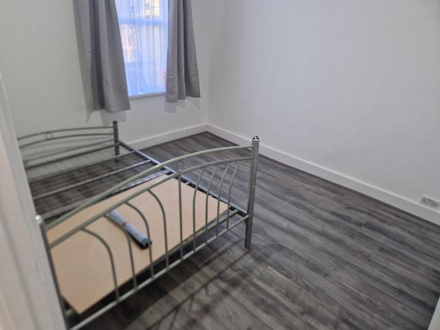 High Street North, London E12, 2 bed flat to rent, £2,100 pcm | PrimeLocation
