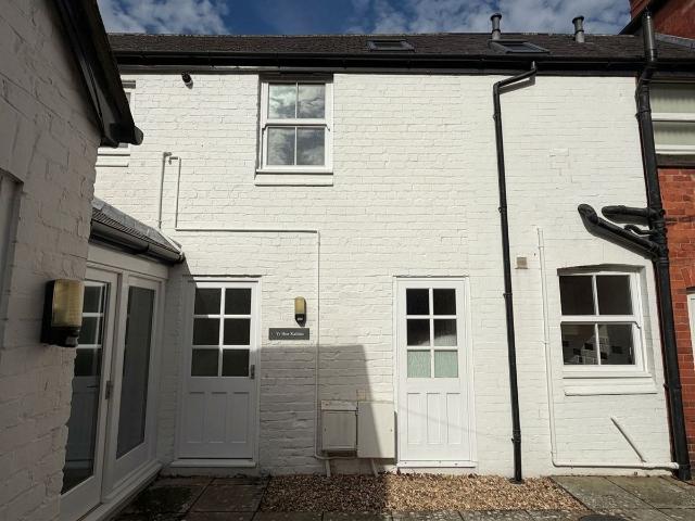 High Street, Prestatyn LL19, 2 bed property to rent, £650 pcm | PrimeLocation
