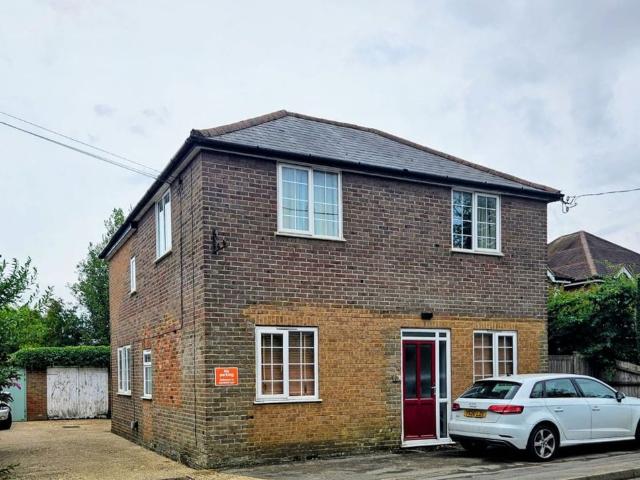 High Street, Prestwood HP16, 4 bed detached house to rent, £2,350 pcm | PrimeLocation