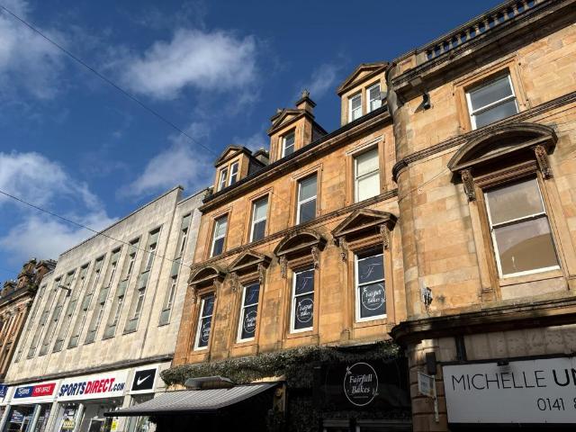 High Street, Renfrewshire PA1 2 bed flat to rent £795 pcm £183 pw