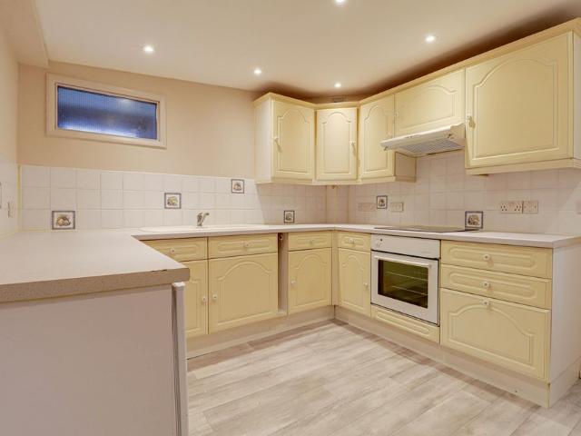 High Street, Redbourn, AL3 7LN
