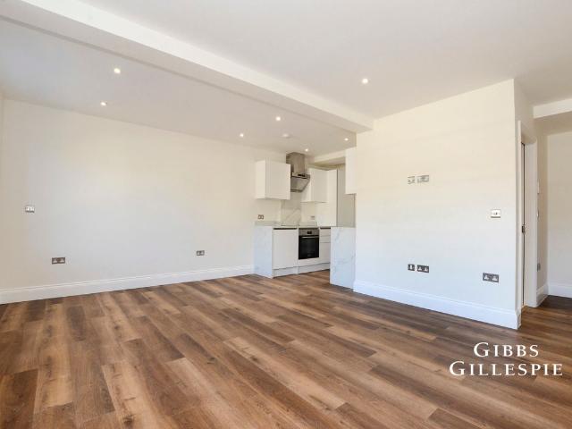 High Street, Rickmansworth, Hertfordshire WD3, Studio to rent, £1,325 pcm | PrimeLocation