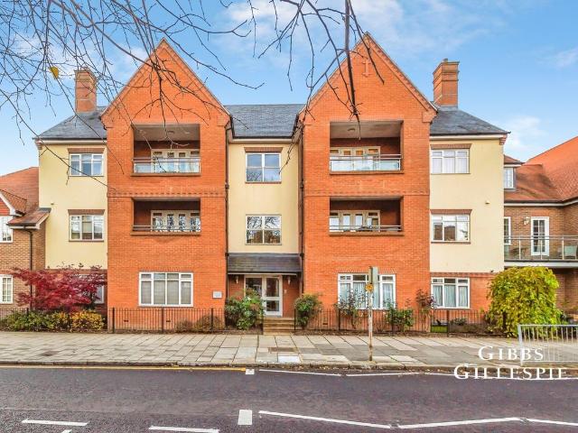 High Street, Rickmansworth, Hertfordshire WD3, 2 bed flat to rent, £1,700 pcm | PrimeLocation