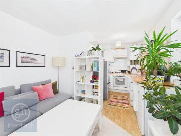 High Street, Ruislip, Middlesex HA4, 1 bed flat to rent, £1,325 pcm | PrimeLocation