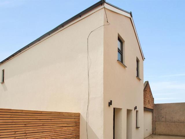 High Street, Rushden NN10, Studio to rent, £1,275 pcm | PrimeLocation