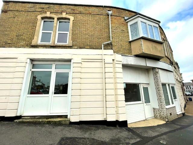 High Street, Ryde, PO33 2 bed apartment to rent £875 pcm £202 pw