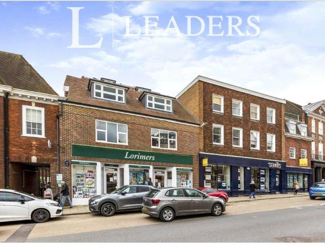 High Street, Sevenoaks, TN13 2 bed flat to rent £1,575 pcm £363 pw