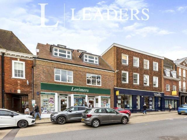 High Street, Sevenoaks, TN13 2 bed flat to rent £1,850 pcm £427 pw