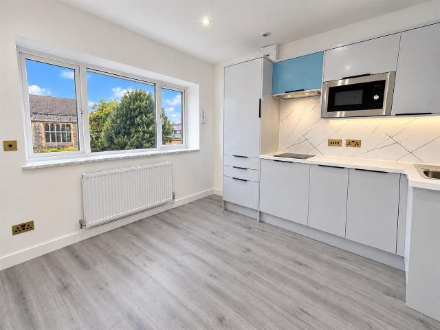High Street, Shirehampton, Bristol BS11, Studio to rent, £1,000 pcm | PrimeLocation
