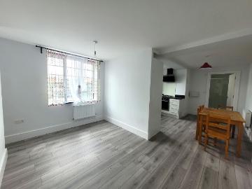 High Street, Slough SL1, 1 bed flat to rent, £1,150 pcm | PrimeLocation