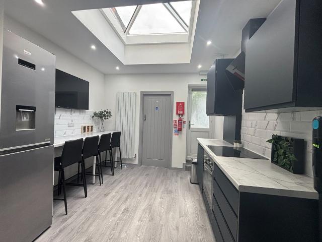High Street, Smethwick B66, 2 bed end terrace house to rent, £2,708 pcm | PrimeLocation
