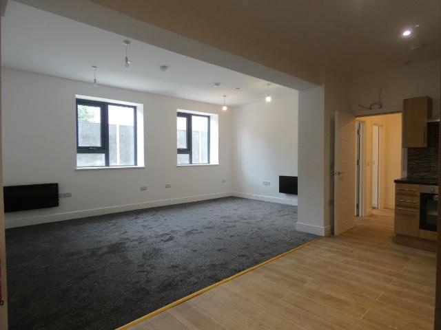 High Street, Swansea SA1, 1 bed flat to rent, £950 pcm | PrimeLocation