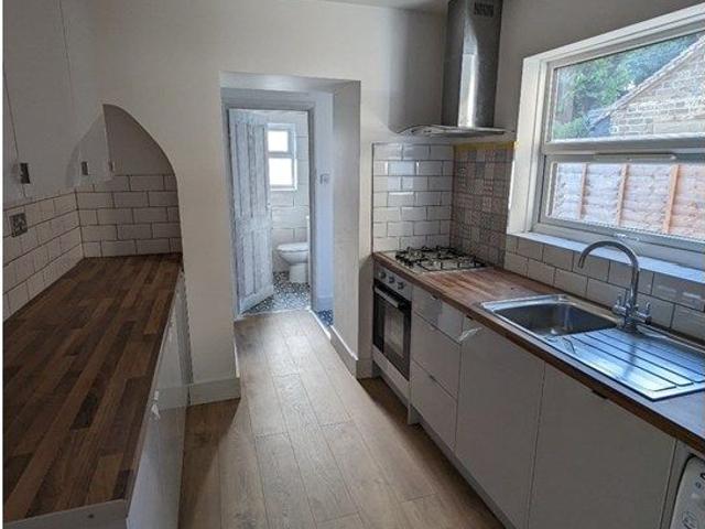 High Street, St. Mary Cray, Orpington BR5, 3 bed terraced house to rent, £2,150 pcm | PrimeLocation