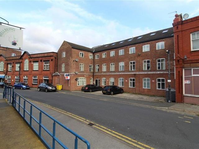 High Street, Stockport SK1, 1 bed flat to rent, £800 pcm | PrimeLocation