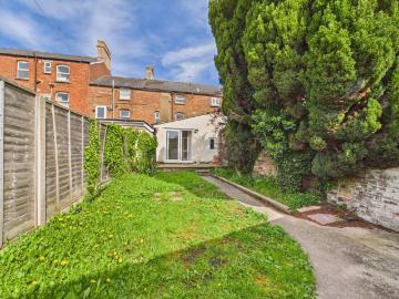 High Street, Stonehouse, Gloucestershire, GL10, 1 bedroom, Flat
