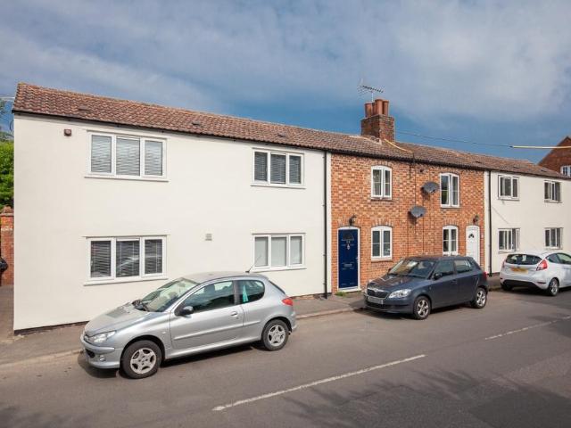 High Street, Sutton Courtenay 1 bed apartment to rent £1,100 pcm £254 pw