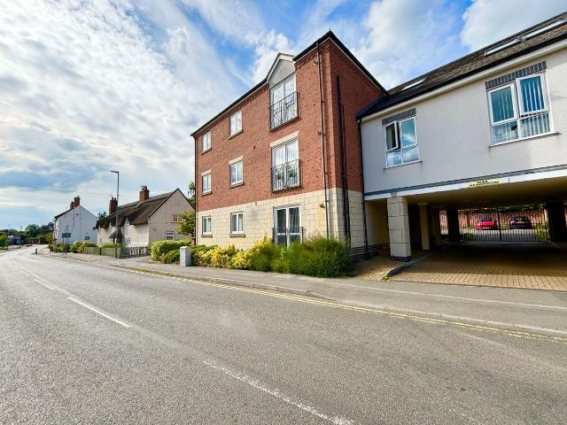 High Street, Syston LE7, 2 bed flat to rent, £900 pcm | PrimeLocation