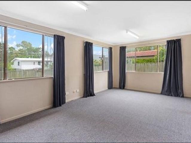 High set with 3 extra rumpus rooms downstairs!