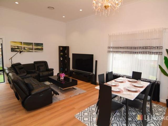 High Set Executive Home