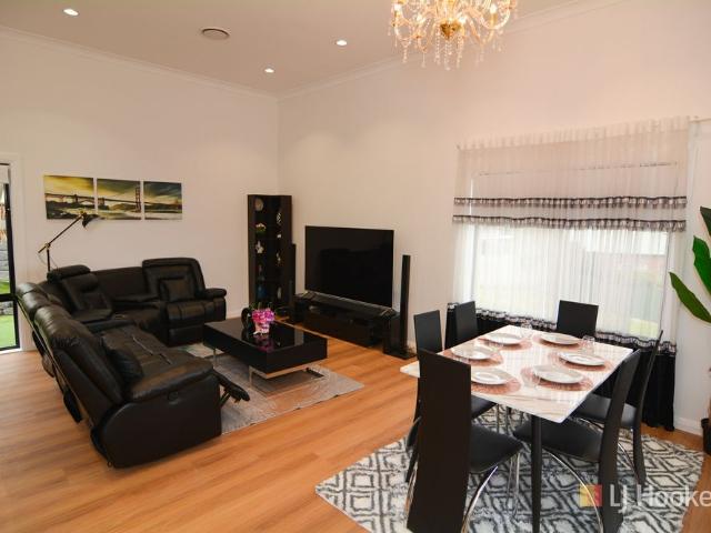 High Set Executive Home