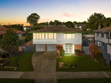 High Set Home on 607sqm with Endless Potential in Bracken Ridge