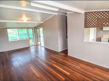 HIGH SET HOME IN MILLCHESTER