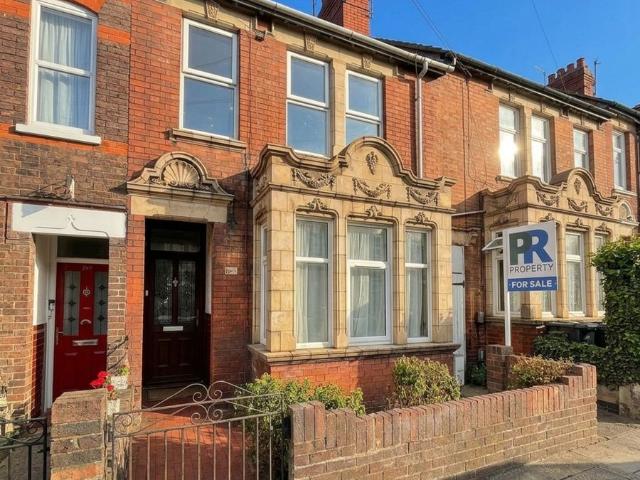 High Town Road, Luton LU2, 1 bed flat to rent, £975 pcm | PrimeLocation