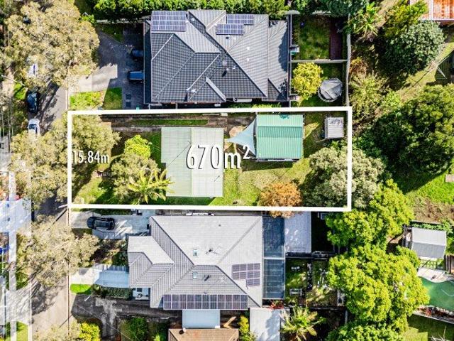 ENDLESS POTENTIAL! 670 block high side with a wide 15.84m frontage