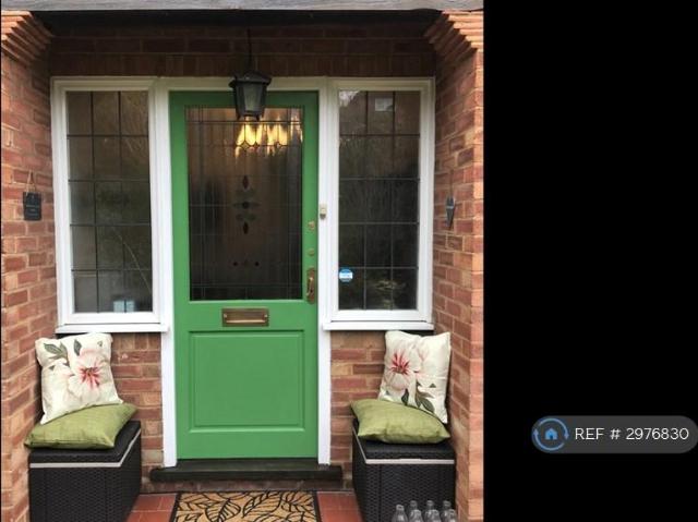 High View Road, Guildford, GU2 1 bed in a house share to rent £750 pcm £173 pw