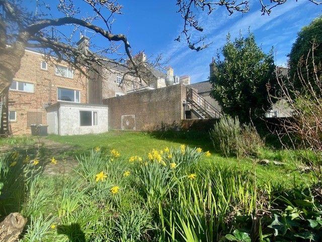 High West Street, Dorchester DT1, 2 bed flat to rent, £1,050 pcm | PrimeLocation