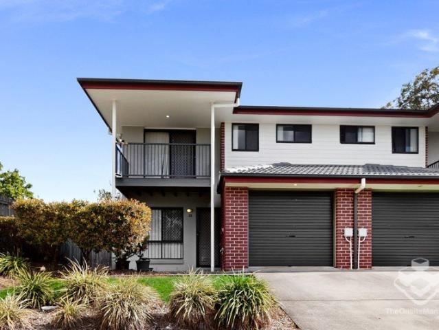 High Yield Opportunity ? Modern 3 Bed Townhouse in Durack
