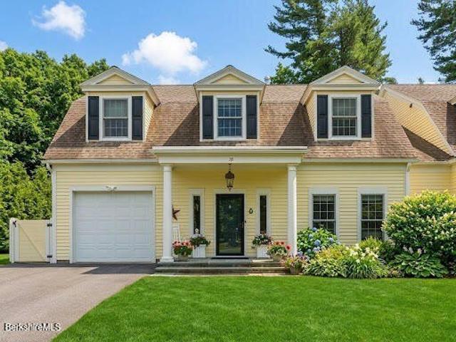 Highcrest Rd, Lenox, Condo For Sale