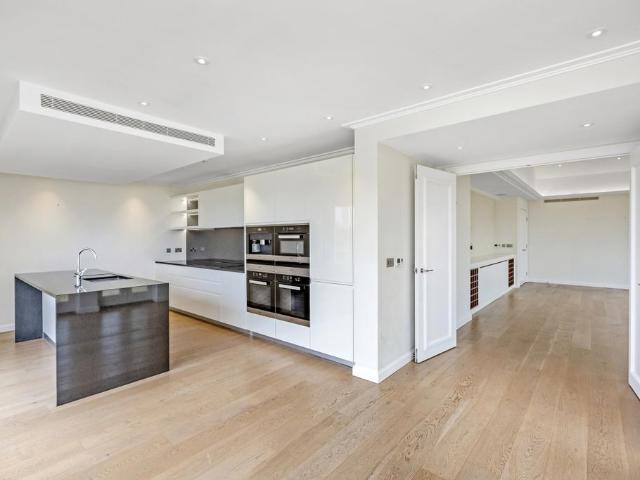 Higham House, 100 102 Carnwath Road, London, SW6 3BJ, United Kingdom | 3 bed apartment for rent #140800291 | Rentberry