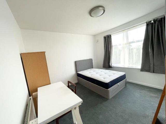 Higham Road, Tottenham N17, 4 bed shared accommodation to rent, £550 pcm | PrimeLocation