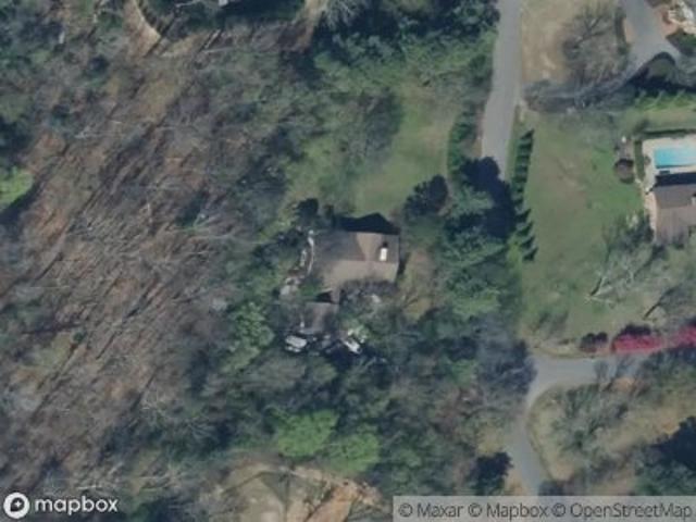 Highbourne Dr