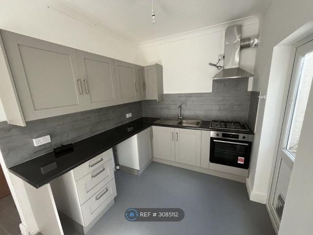 Highbury Gardens, Ilford IG3, 3 bed terraced house to rent, £2,500 pcm | PrimeLocation