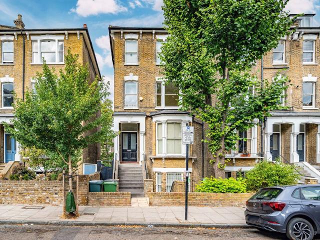 Highbury, London N5, 2 bed flat to rent, £3,250 pcm | PrimeLocation
