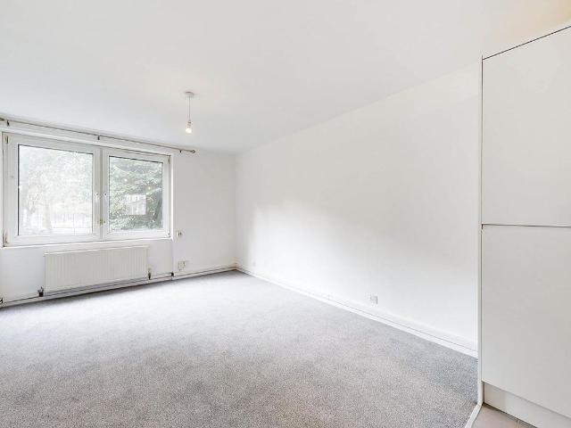 Highbury New Park, London N5, 1 bed flat to rent, £2,000 pcm | PrimeLocation