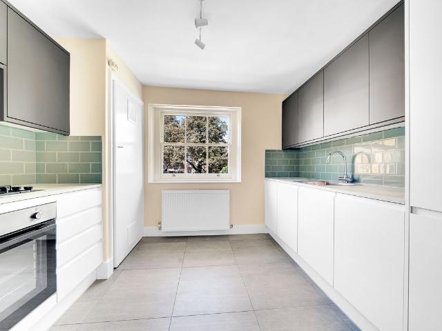 Highbury Park, London N5, 1 bed flat to rent, £2,500 pcm | PrimeLocation