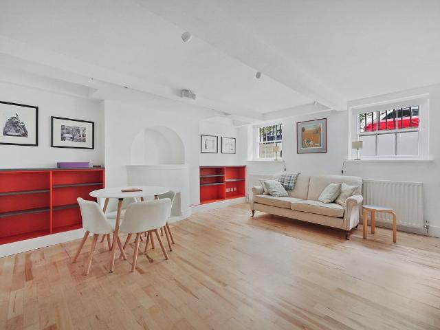 Highbury Place, Highbury N5, 1 bed maisonette to rent, £2,800 pcm | PrimeLocation