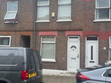 Highbury Road, Luton LU3, 2 bed terraced house to rent, £1,200 pcm | PrimeLocation
