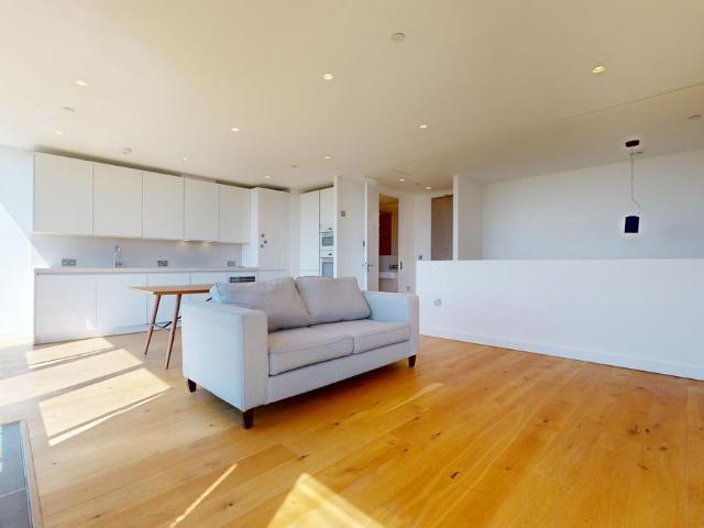 Highgate Hill, London N19, 2 bed flat to rent, £3,475 pcm | PrimeLocation