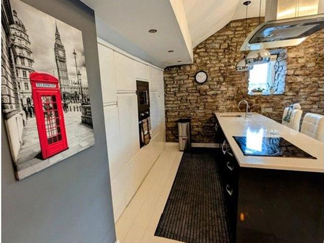 Highgate, Kendal LA9, 2 bed flat to rent, £1,100 pcm | PrimeLocation